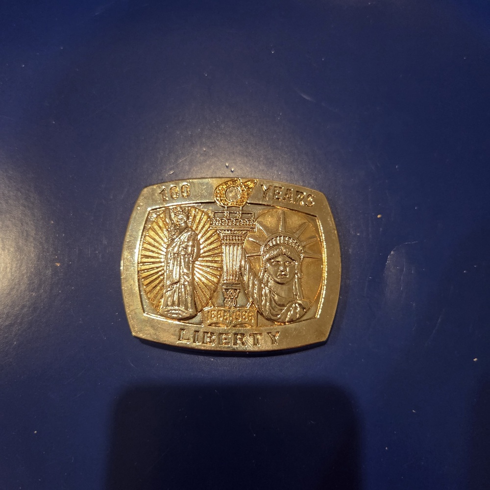 100 Years of Liberty Statue of Liberty 1886-1986 Gold Tone Belt Buckle